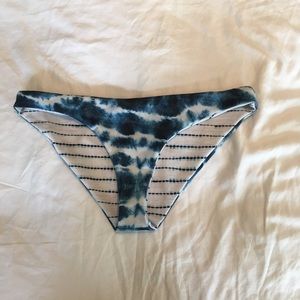 Lali and Layla Lilo bottoms in “boytoy”